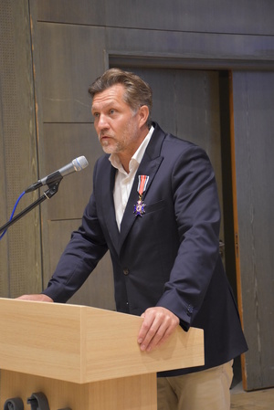 Prezydent Miasta Kalisza podczas przemówienia w trakcie uroczystych obchodów Święta Policji.